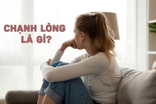 Chạnh lòng là gì? Làm sao để vượt qua sự chạnh lòng