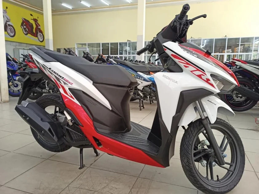 Giá xe Honda Vario 160 mới nhất tháng 06/2024 tại đại lý