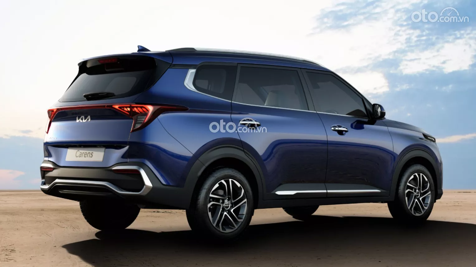 Giá xe KIA Carens từ 589 triệu đồng kèm ưu đãi mới nhất tháng 6/2024