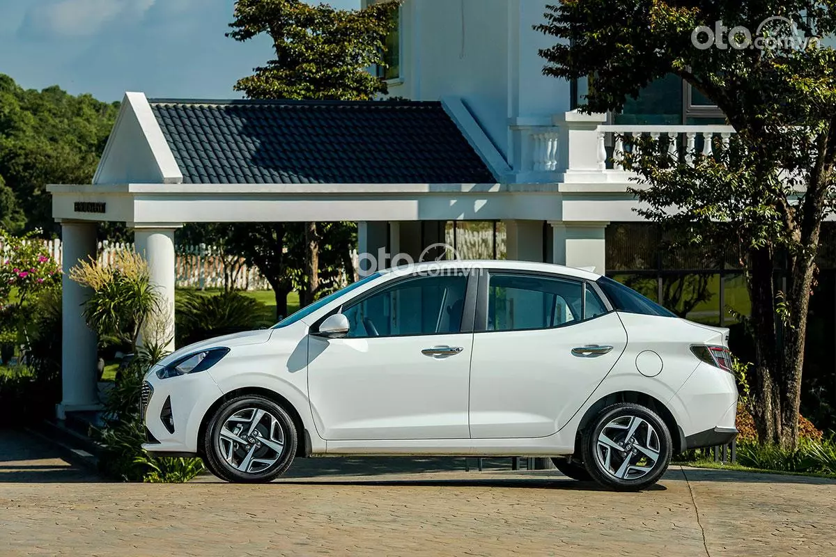 Giá xe Hyundai Grand i10 kèm tin khuyến mại tháng 6/2024