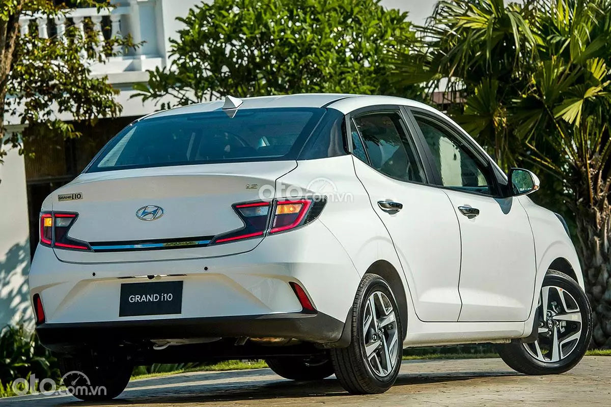 Giá xe Hyundai Grand i10 kèm tin khuyến mại tháng 6/2024