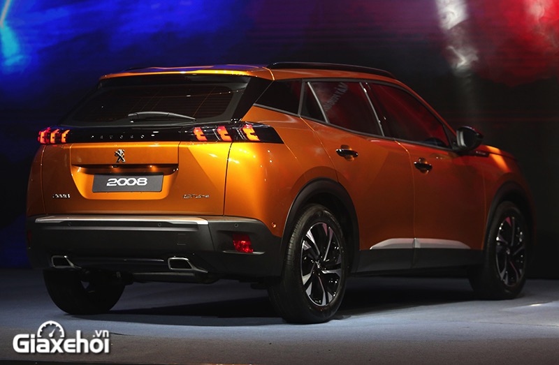 Peugeot 2008 2024: Giá xe lăn bánh KM, Mua xe trả góp