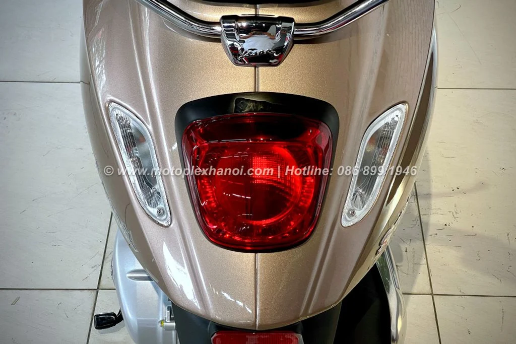 Vespa Sprint S 150 TFT 2024 Thể Thao, Hiện Đại. Bảo Hành 3 năm - Motoplex Hanoi