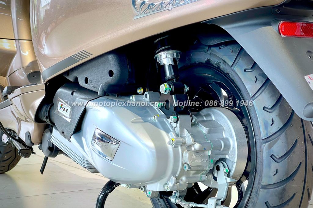 Vespa Sprint S 150 TFT 2024 Thể Thao, Hiện Đại. Bảo Hành 3 năm - Motoplex Hanoi