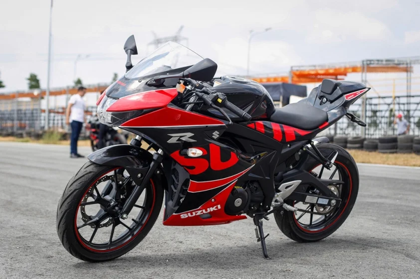 Giảm giá còn 41,49 triệu đồng, Suzuki GSX-R150 "gây sốt" phân khúc sportbike cỡ nhỏ