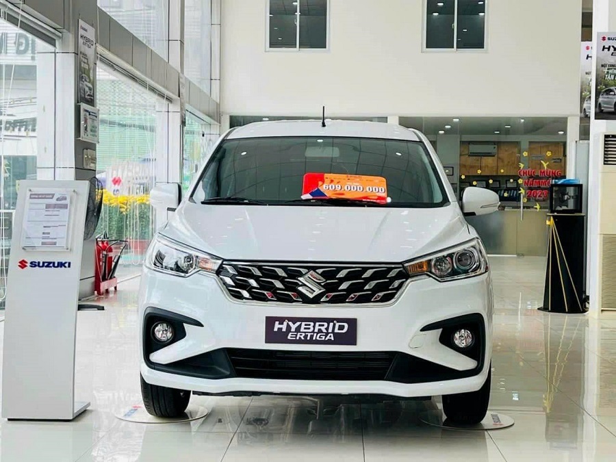 Suzuki Ertiga 2024: Bảng giá lăn bánh, Thông tin Xe & Ưu đãi tháng 06/2024