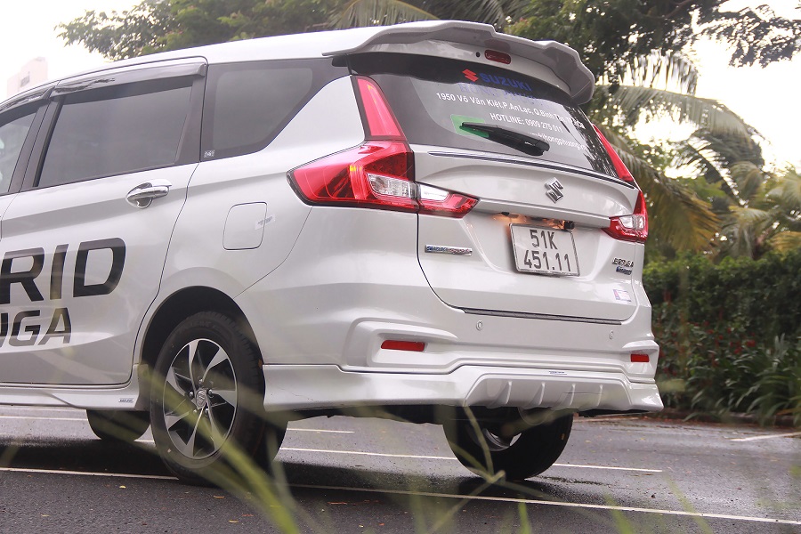 Suzuki Ertiga 2024: Bảng giá lăn bánh, Thông tin Xe & Ưu đãi tháng 06/2024