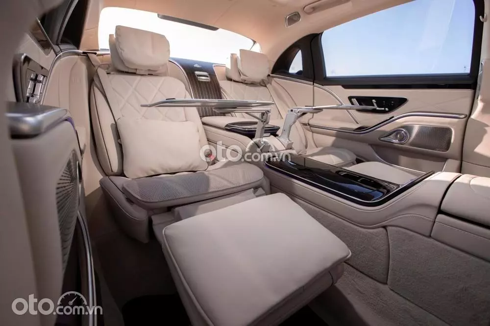 Giá xe Mercedes-Benz Maybach S450 kèm ưu đãi tháng 7/2024