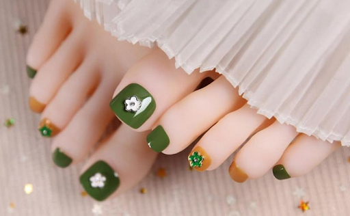 50 mẫu nail móng chân đẹp cập nhật xu hướng HOT trend mới - Stellar Nails & Spa