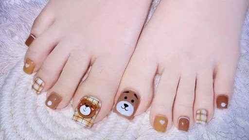 50 mẫu nail móng chân đẹp cập nhật xu hướng HOT trend mới - Stellar Nails & Spa