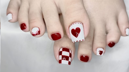 50 mẫu nail móng chân đẹp cập nhật xu hướng HOT trend mới - Stellar Nails & Spa