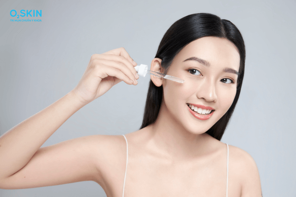 Tư vấn: Nên bôi sản phẩm trị mụn trước hay sau serum thì tốt hơn?