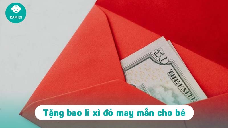 Đi thăm bà đẻ nên mua gì? Gợi ý 7 món quà ý nghĩa cho mẹ và bé