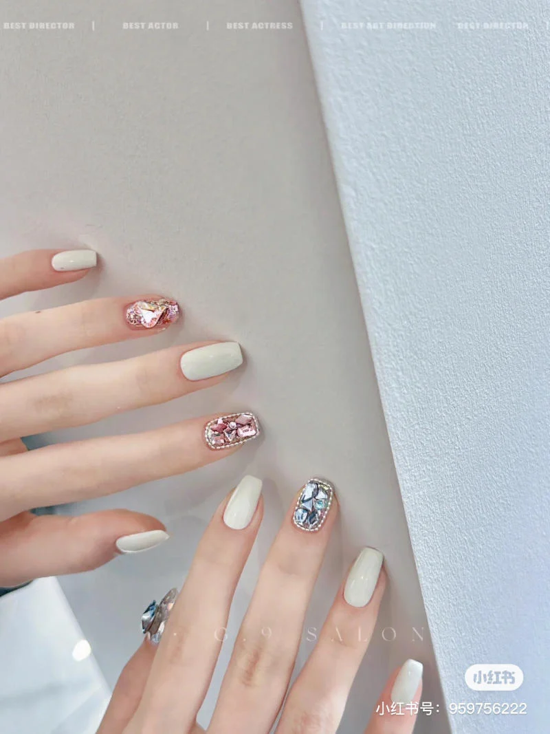 Top 99+ mẫu nail đơn giản, đẹp cho nàng đi học, đi làm