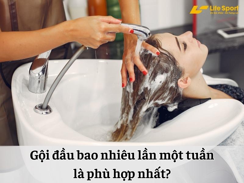 Gội đầu bao nhiêu lần một tuần là phù hợp nhất?