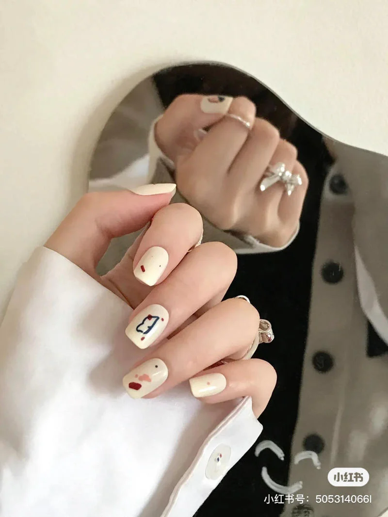 Top 99+ mẫu nail đơn giản, đẹp cho nàng đi học, đi làm