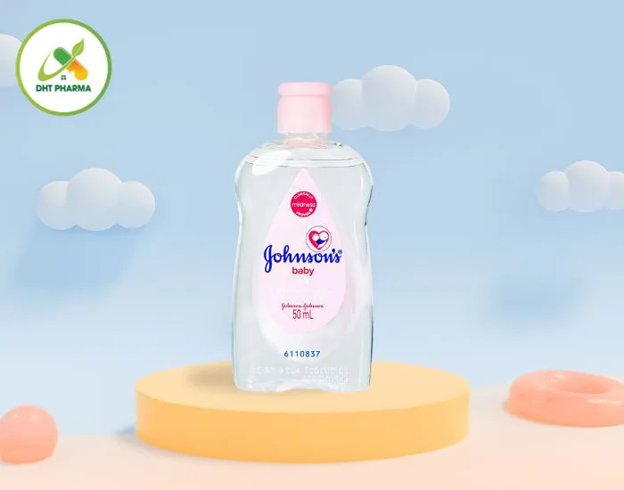 Dầu mát xa Johnson's Baby Oil - mềm mại da bé, an tâm lòng mẹ