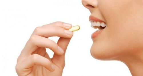 Thiếu hụt 4 loại vitamin này có thể gây rụng tóc