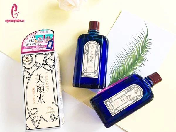 Nước hoa hồng trị mụn Meishoku Toner Nhật Bản