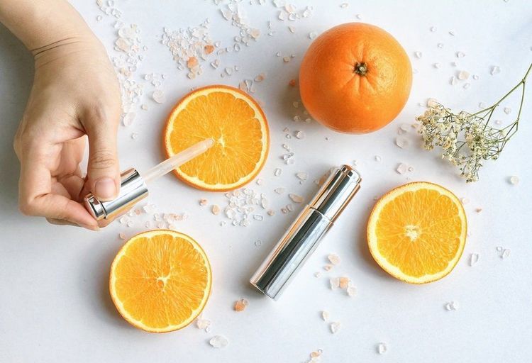 Vitamin C có tác dụng gì đối với làn da?