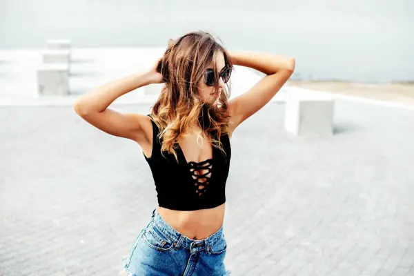 Muôn kiểu phối đồ với áo croptop đẹp chất ngất