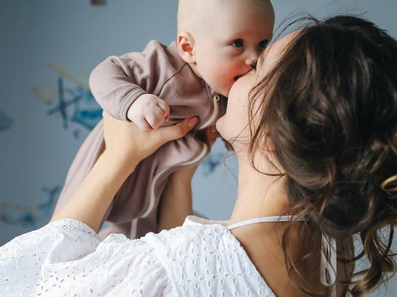 400+ Tên tiếng Anh cho con gái hay, đẹp, ý nghĩa ngắn gọn, dễ đọc