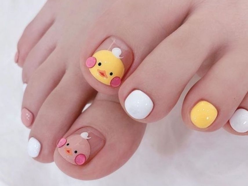 Top những mẫu nail móng chân đẹp hot trend hiện nay