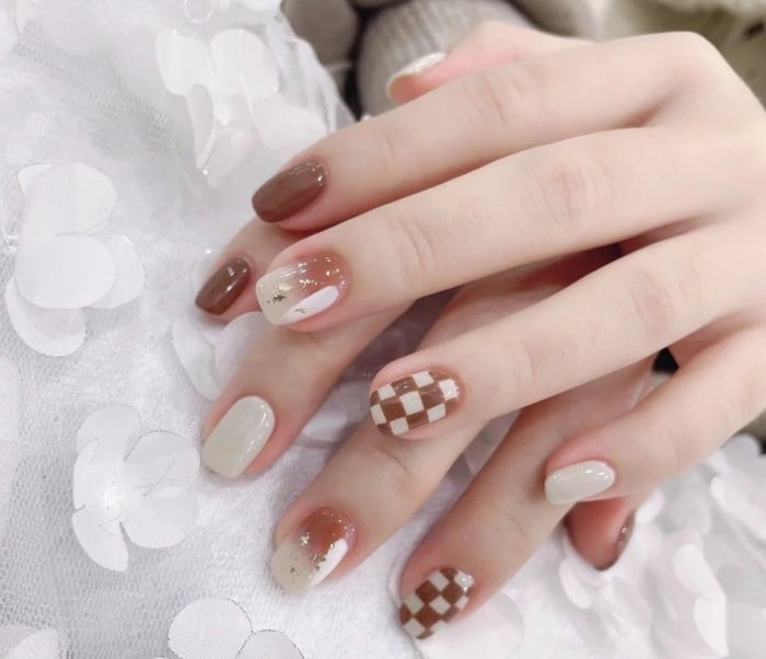 Top 105+ bộ nail màu nude đẹp, nhẹ nhàng 2024