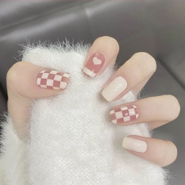 Top 105+ bộ nail màu nude đẹp, nhẹ nhàng 2024