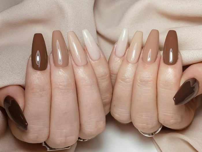 Top 105+ bộ nail màu nude đẹp, nhẹ nhàng 2024