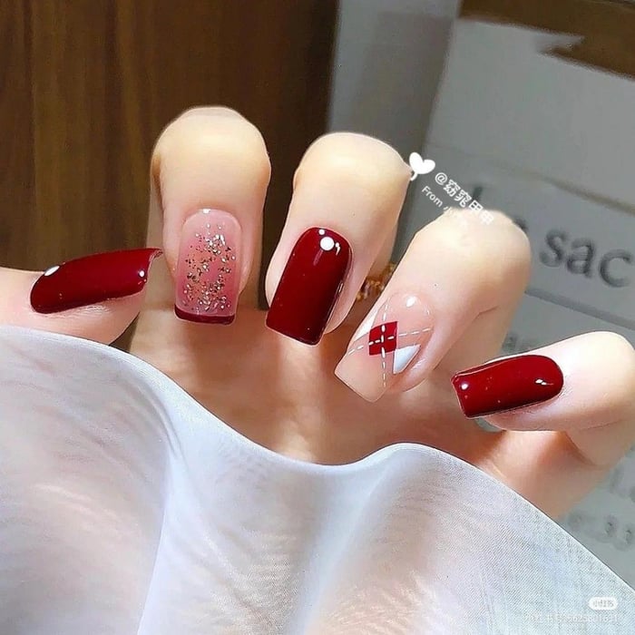 Top 100+ Mẫu Nail Màu Đỏ Đẹp, Quyến Rũ Nhất Năm 2024