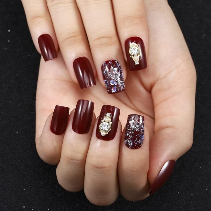 Top 100+ Mẫu Nail Màu Đỏ Đẹp, Quyến Rũ Nhất Năm 2024