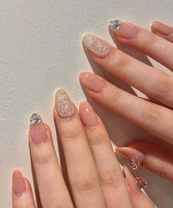 Top 105+ bộ nail màu nude đẹp, nhẹ nhàng 2024