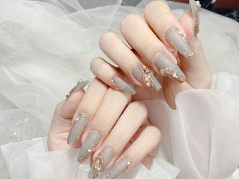 15+ Mẫu nail nude “Thịnh Hành” năm 2024