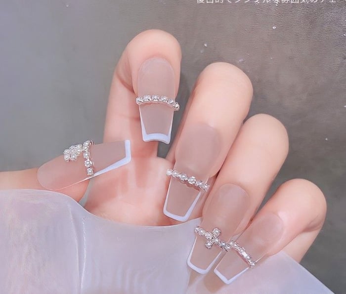 Top 105+ bộ nail màu nude đẹp, nhẹ nhàng 2024