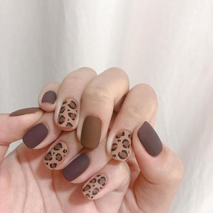 Top 105+ bộ nail màu nude đẹp, nhẹ nhàng 2024