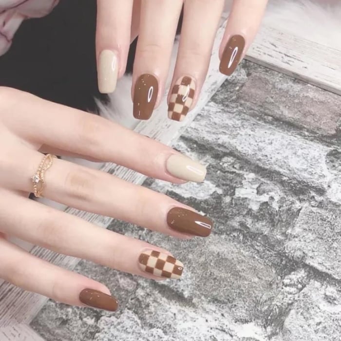 Top 105+ bộ nail màu nude đẹp, nhẹ nhàng 2024