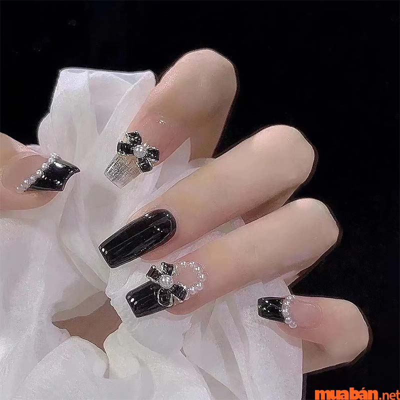 101+ Mẫu nail đen trắng sang trọng, dẫn đầu xu hướng hiện nay