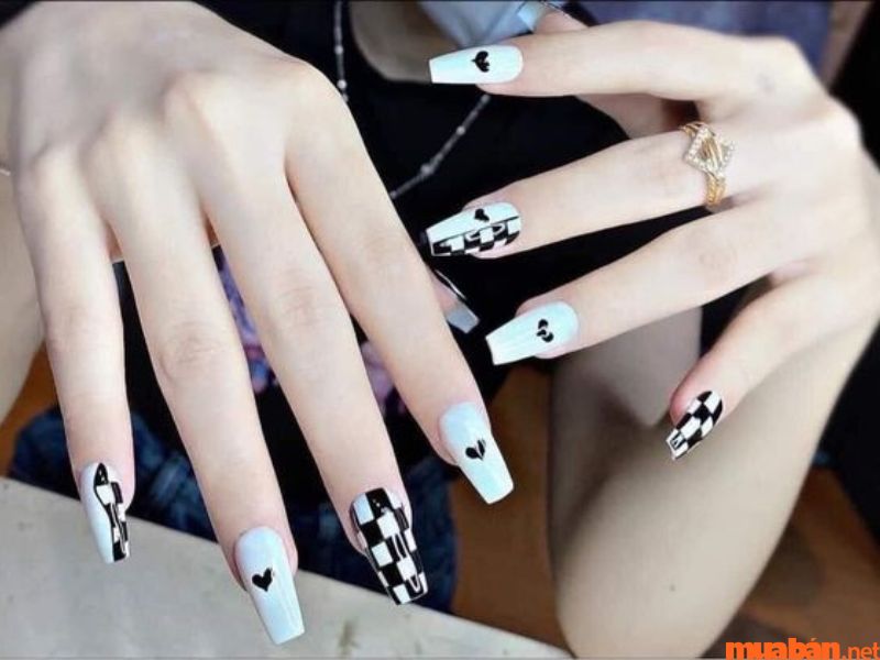 101+ Mẫu nail đen trắng sang trọng, dẫn đầu xu hướng hiện nay