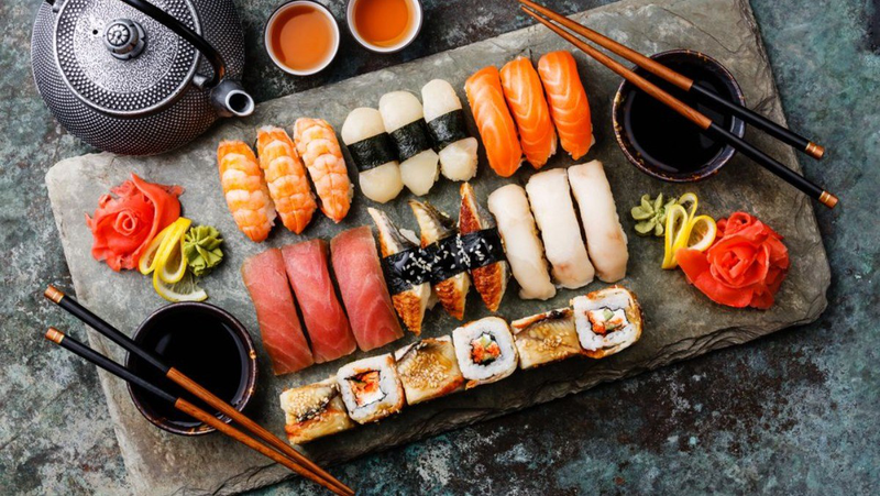 Ăn sushi có béo không? Ăn sushi đúng cách để chăm sóc sức khỏe tốt hơn