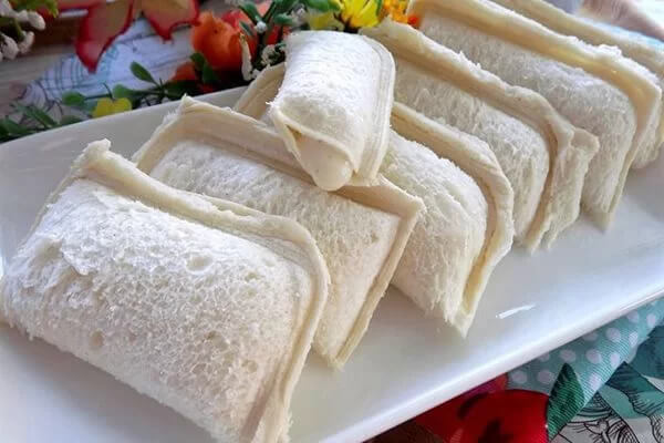 Bánh sữa chua bao nhiêu calo? Ăn có béo không?