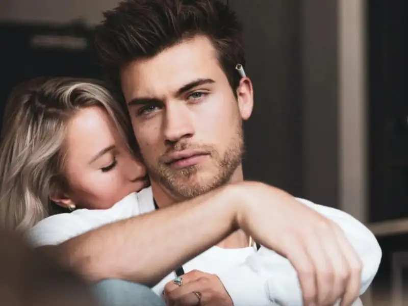 Alpha Male là gì? Chân dung người đàn ông mang sự nam tính tuyệt tối