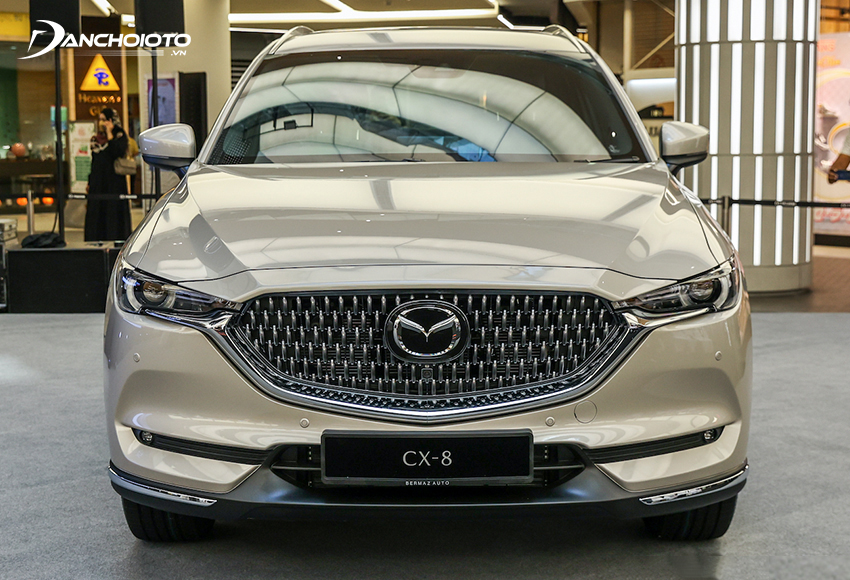 Mazda CX-8: Giá xe lăn bánh & thông số kỹ thuật (9/2024)