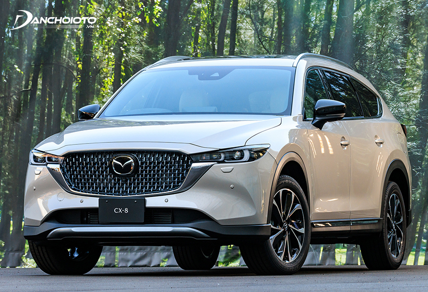 Mazda CX-8: Giá xe lăn bánh & thông số kỹ thuật (9/2024)