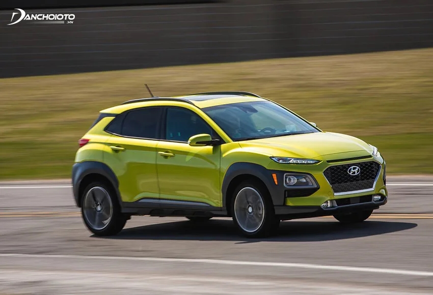 Hyundai Kona: Giá xe lăn bánh & đánh giá thông số kỹ thuật (10/2024)