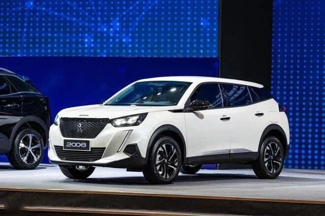 Peugeot 2008 AT 2024