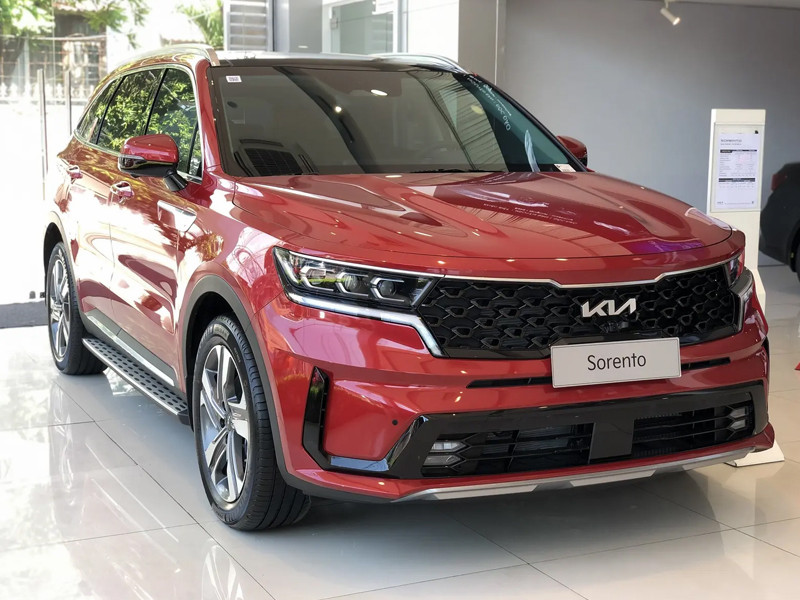 Loạt xe SUV 7 chỗ giá tầm 1 tỷ đồng vừa mạnh mẽ vừa sang trọng