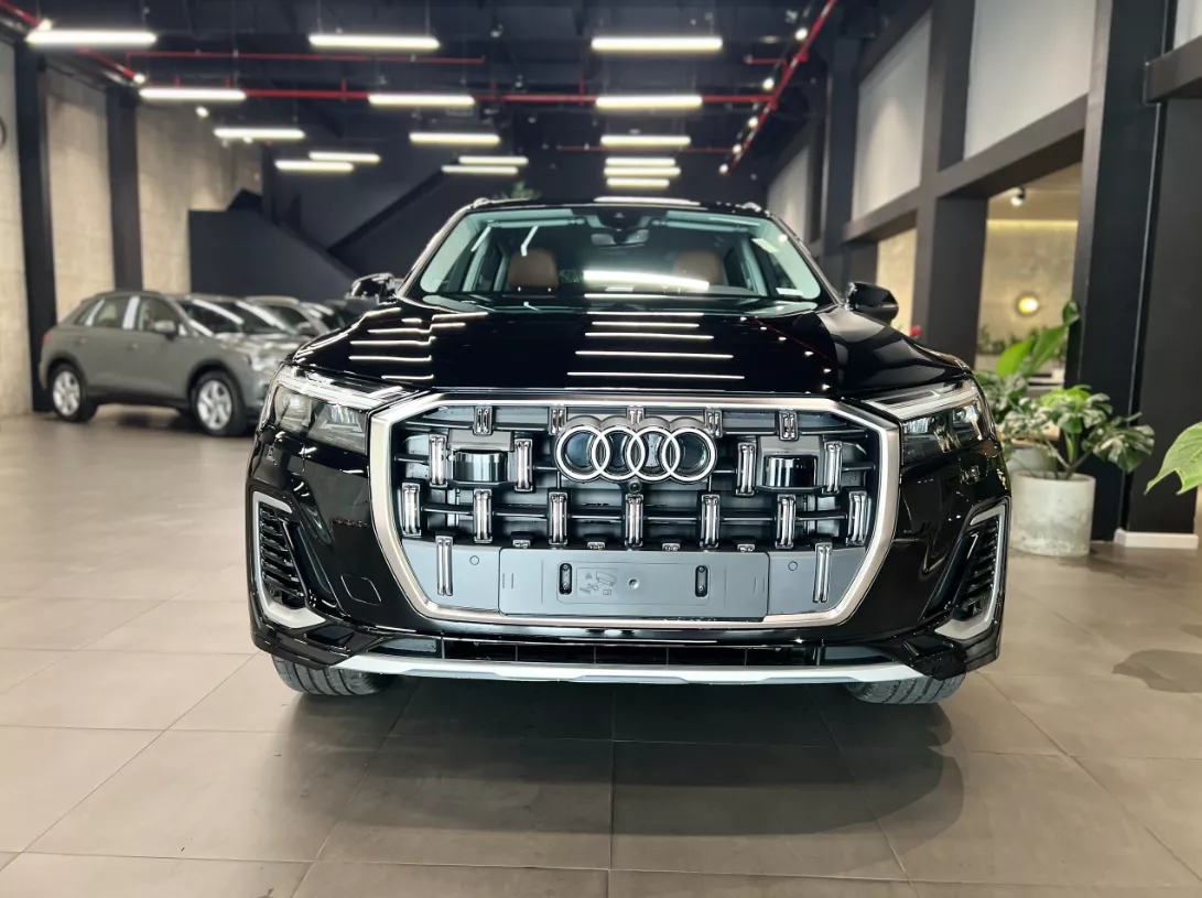 Giá xe Audi Q7 mới nhất kèm ưu đãi tháng 11/2024