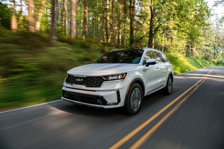 Giá xe KIA Sorento tháng 8/2024, bản Plug-in Hybrid từ 1,399 tỷ đồng