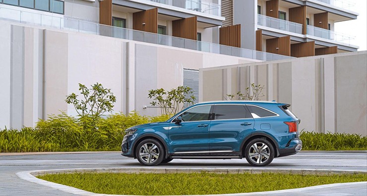 Giá xe KIA Sorento tháng 8/2024, bản Plug-in Hybrid từ 1,399 tỷ đồng